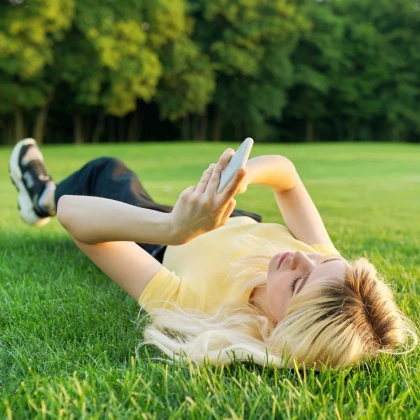 Trávnik univerzálny tmavozelený Premium Profi Line - semená Kiepenkerl - zmes - 1 kg